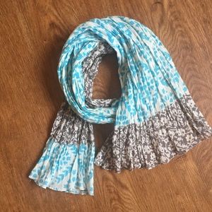 Crinkle cotton scarf